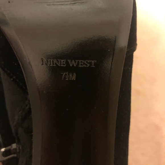 Nine West black booties - Picture 5 of 6